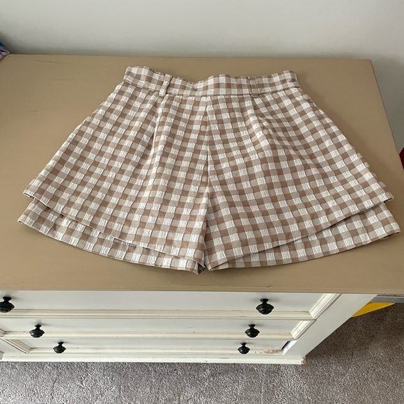 River Island Shorts! - Picture 2 of 5